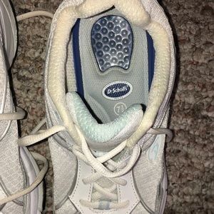 Dr scholls tennis shoes